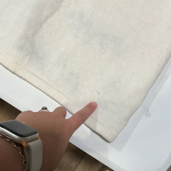 Designer Original - 2x holiday sweater - Picture 10 of 14